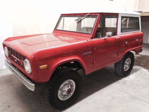 1976 bronco 4x4 with ps, pb and tons of new parts - runs great!