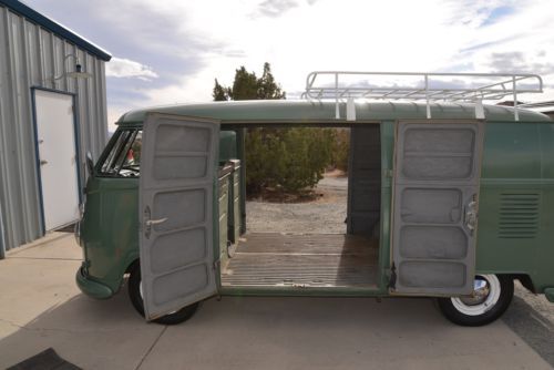 1966 vw double door walk-thru panel bus