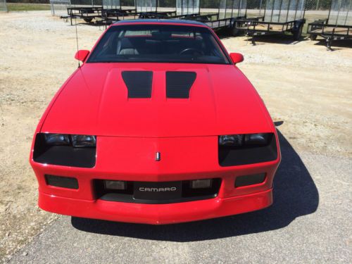 1988 camaro z28 iroc-z 5.7 liter with t-tops