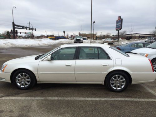 2011 cadillac dts l sedan 4-door 4.6l