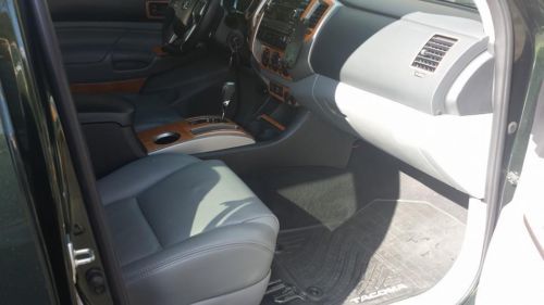2012 Toyota Tacoma Doublecab Sport 4x4 Heated Leather, image 11
