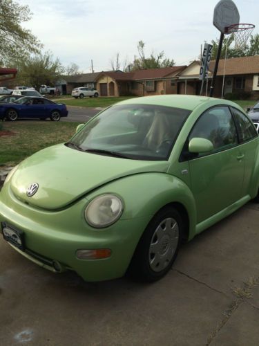 1999 volkswagen beetle gls hatchback 2-door 2.0l