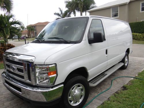 2012 ford econoline e250 super duty cargo van low miles!
