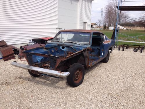 1968 plymouth barracuda base 3.7l