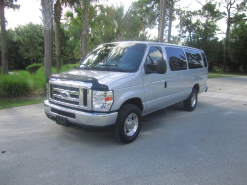 2010 ford e-350 super duty xlt standard passenger van 3-door 6.8l