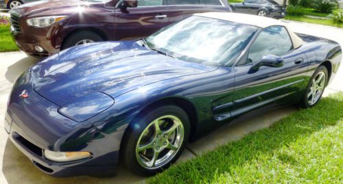 2001 chevrolet corvette convertible, 100% florida car, automatic transmition.