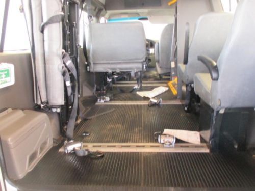 07 FORD E E-250 HANDICAP VAN WHEEL CHAIR LIFT BRAUN LIFT 1 OWNER 96000 MILES, US $11,500.00, image 3