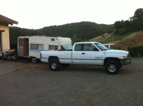 4wd new tires extended cab orig ownr  with 18&#039; camptrailer and cabover camper