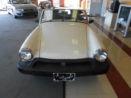 1977 mg m g midget 2 door convertible local trade with only 80k miles !!