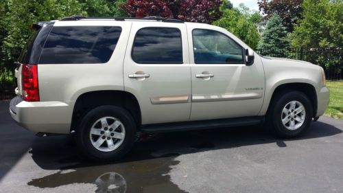 2007 gmc yukon sle sport utility 4d