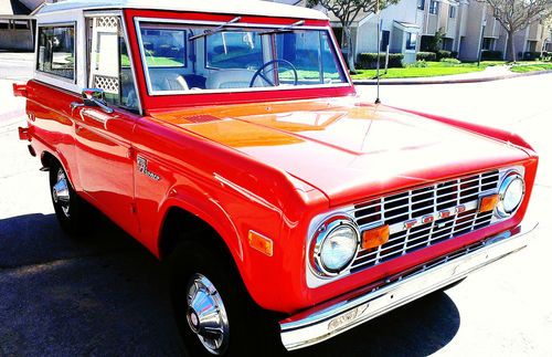 1971 ford bronco sport collectors item, very nice