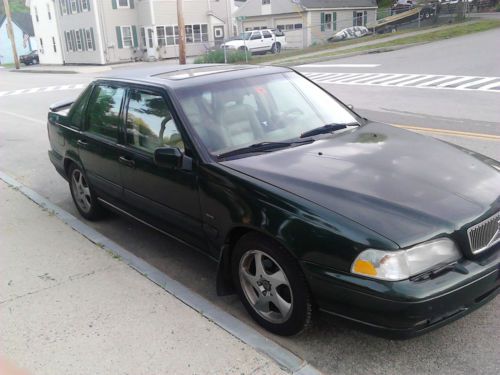 Volvo s70 t5, green, automatic, great condition, sun roof, leather seats