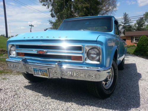 1967 chevrolet c20 pickup 350/4 speed