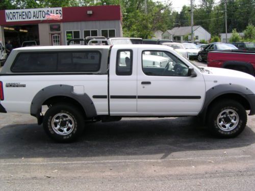 2001 nissan frontier xe extended cab pickup 2-door 3.3l desert runner