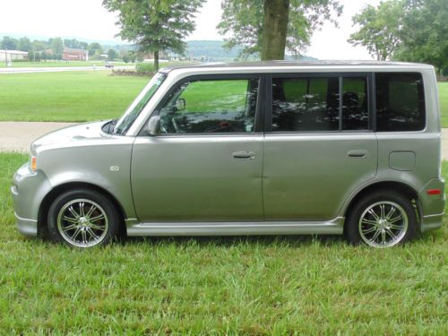 2005 scion xb base wagon 4-door 1.5l