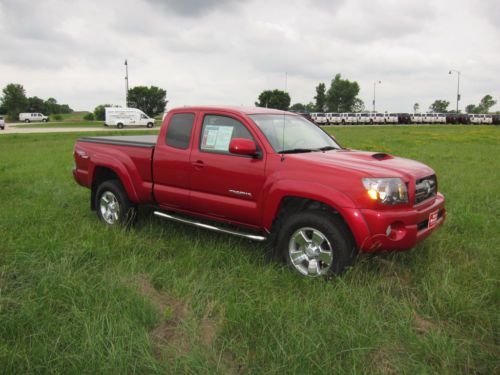 2010 toyota tacoma 4wd 4d access cab 4.0 v6 trd sport manual soft tonneau cover