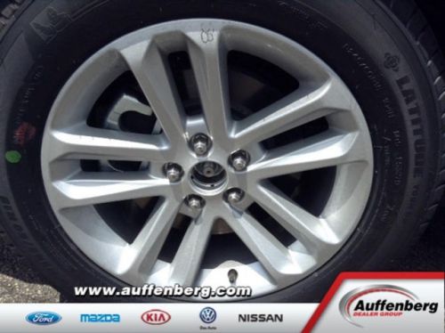 2015 ford explorer base