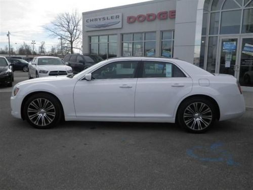 2014 chrysler 300 s