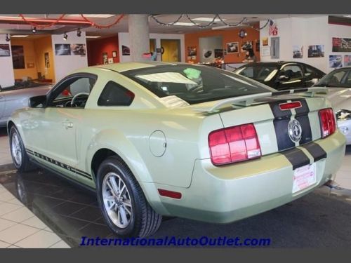 2005 Ford Mustang V6 Deluxe, US $9,995.00, image 26