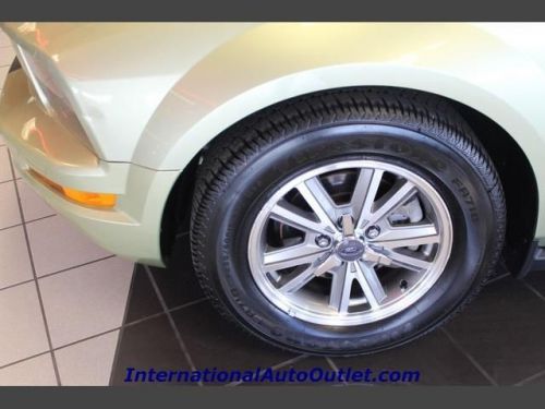 2005 Ford Mustang V6 Deluxe, US $9,995.00, image 27