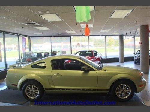 2005 Ford Mustang V6 Deluxe, US $9,995.00, image 28