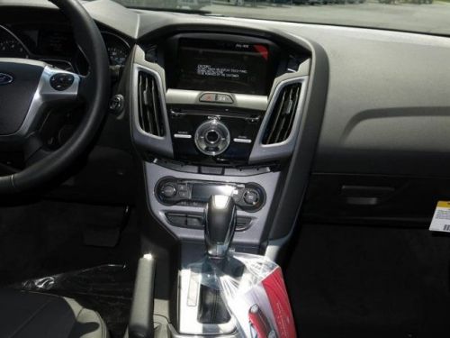 2014 ford focus titanium