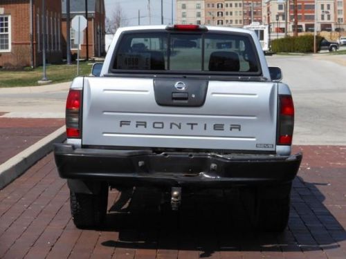 2002 nissan frontier se