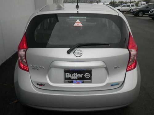 2014 nissan versa note sv
