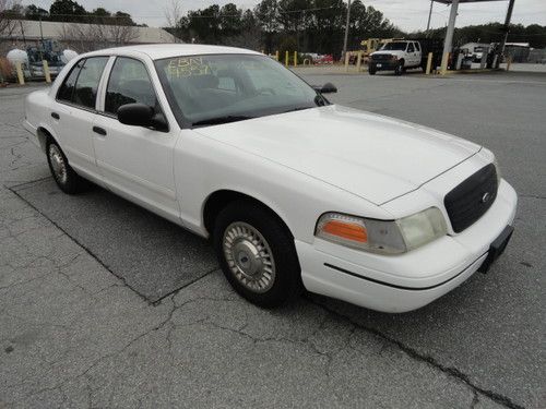 2000 white ford crown victoria 4 door sedan one owner