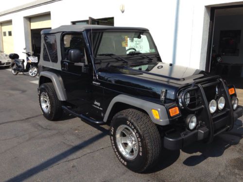 Sport 4x4 2d manual suv convertible roof - soft top, push bar, fog lights extras