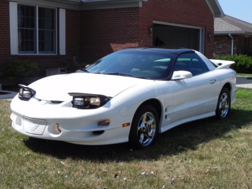 2000 pontiac firebird trans am coupe 2-door 5.7l