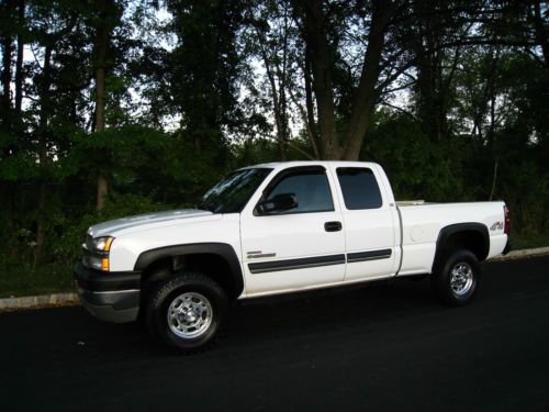 2004 chevorlet silverado duramax diesel 4x4 southern truck 1 owner