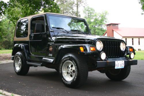 Jeep wrangler sahara sport 4.0 litre /  cyl hardtop