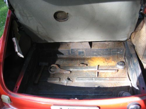 1972 MG B GT, Rolling Chassis complete w/Wire wheels, Engine and Transmission, image 8