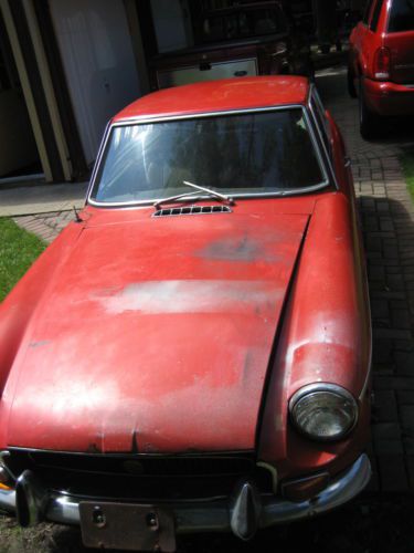 1972 MG B GT, Rolling Chassis complete w/Wire wheels, Engine and Transmission, image 17