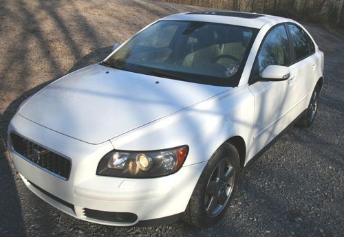 2006 volvo s40 t5 sedan 4-door 2.5l