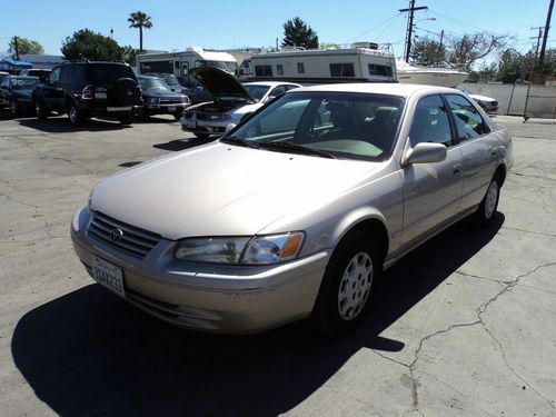 1997 toyota camry le sedan 4-door 2.2l, no reserve