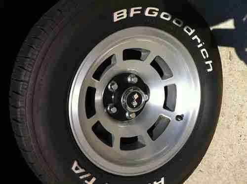 25th Anniversary White T-top 1978 Chevy Corvette, US $16,900.00, image 11