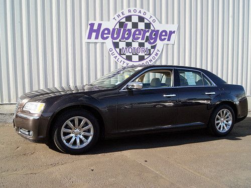 2012 chrysler 300 limited