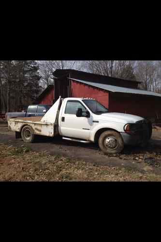 1999 ford f350 flatbed 7.3l diesel engine 177,000 miles!!!! great condition!!!!!