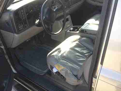 2001 Chevrolet Suburban 4x4 Southern Vehicle, image 9