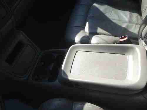 2001 Chevrolet Suburban 4x4 Southern Vehicle, image 13