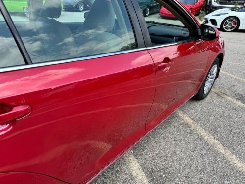 2012 toyota camry le 4dr sedan