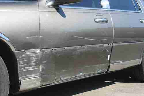 2003 LINCOLN TOWN CAR EXECUTIVE OLIVE GRAY. ALWAYS GARAGED. MECHANICALLY GREAT!, image 11