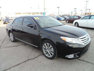 2011 toyota avalon local trade black w/ gray leather