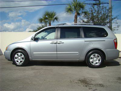 2010 kia sedona lx gray