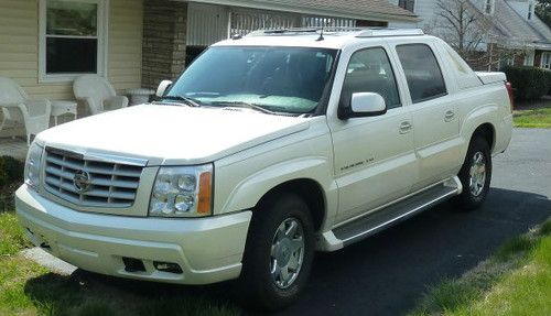 2005 cadillac escalade ext crew cab pickup 4-door 6.0l