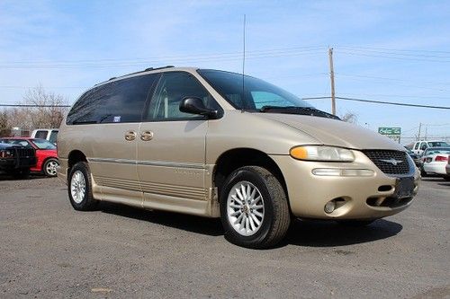 2000 chrysler town and country handicap van.... no reserve.. handicap accessible