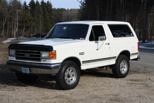 1990 ford bronco xlt sport utility 2-door 5.8l in excellent original condition