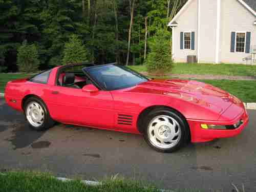 1992 Chevrolet Corvette Red/Blk  - MINT!!, image 3